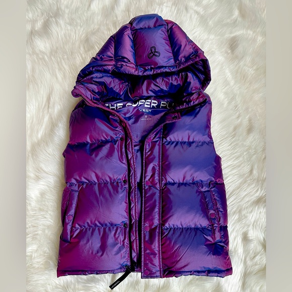 Aritzia Jackets & Coats Aritzia Puffer Vest Poshmark